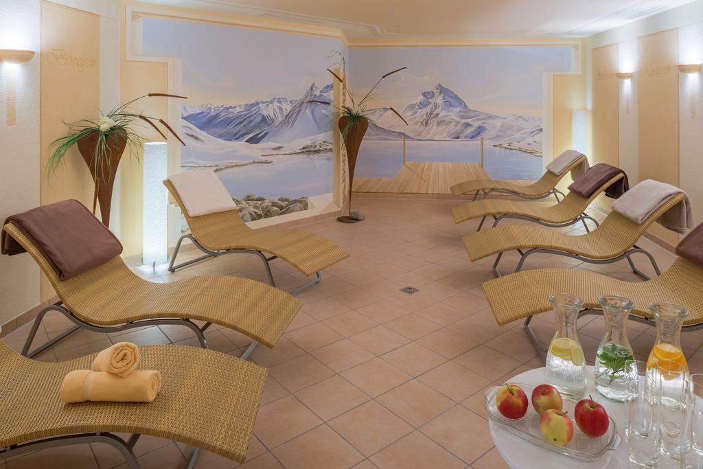 Hotel Luggi กัลเทือร์ ภายนอก รูปภาพ