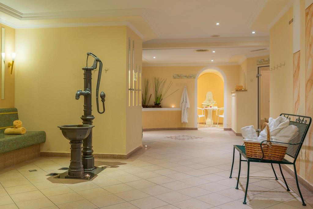 Hotel Luggi กัลเทือร์ ภายนอก รูปภาพ